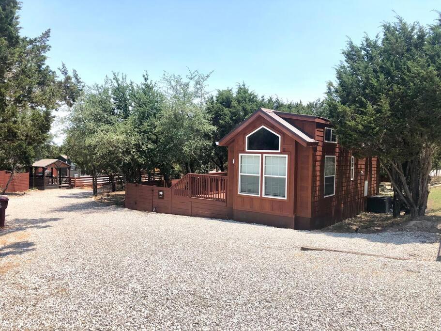 The Bison Cabin - The Cabins At Rim Rock Austin Exterior photo